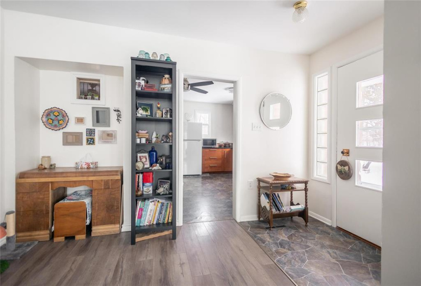 56070 SYMINGTON, 2 Bedrooms Bedrooms, 6 Rooms Rooms,1 BathroomBathrooms,Residential,For Sale,SYMINGTON