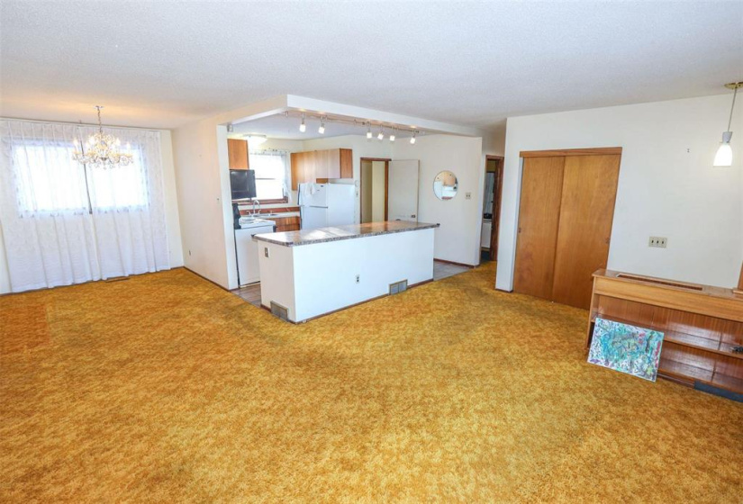 144 Sansome, 4 Bedrooms Bedrooms, 11 Rooms Rooms,1 BathroomBathrooms,Residential,For Sale,Sansome