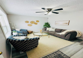 42 Hindley, 2 Bedrooms Bedrooms, 6 Rooms Rooms,1 BathroomBathrooms,Residential,For Sale,Hindley 42 Hindley, 2 Bedrooms Bedrooms, 6 Rooms Rooms,1 BathroomBathrooms,Residential,For Sale,Hindley