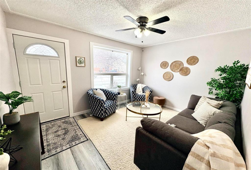 42 Hindley, 2 Bedrooms Bedrooms, 6 Rooms Rooms,1 BathroomBathrooms,Residential,For Sale,Hindley