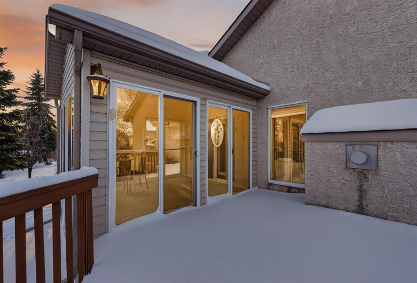 100 Royal Mint, 2 Bedrooms Bedrooms, 11 Rooms Rooms,3 BathroomsBathrooms,Condominium,For Sale,Royal Mint