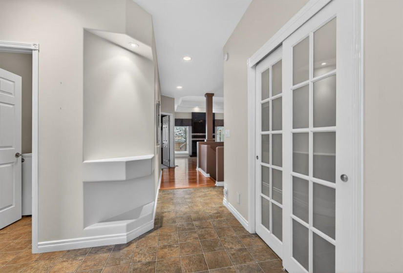 100 Royal Mint, 2 Bedrooms Bedrooms, 11 Rooms Rooms,3 BathroomsBathrooms,Condominium,For Sale,Royal Mint