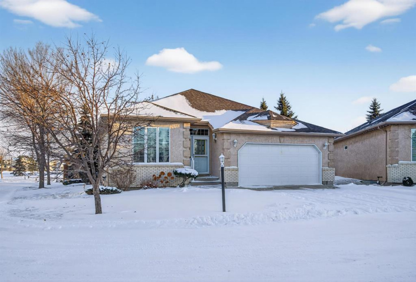 100 Royal Mint, 2 Bedrooms Bedrooms, 11 Rooms Rooms,3 BathroomsBathrooms,Condominium,For Sale,Royal Mint