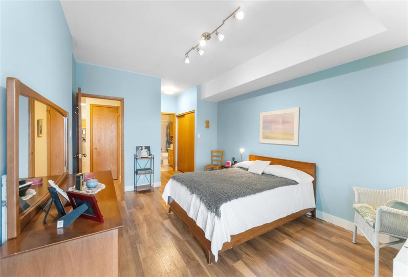 Primary bedroom with ensuite, double closets.