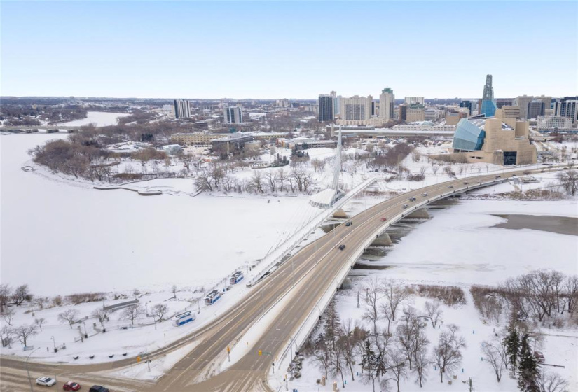 223 Masson, 2 Bedrooms Bedrooms, 7 Rooms Rooms,2 BathroomsBathrooms,Condominium,For Sale,Masson