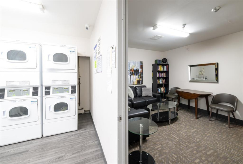 870 Cambridge, 1 Bedroom Bedrooms, 6 Rooms Rooms,1 BathroomBathrooms,Rental,For Sale,Cambridge,1000