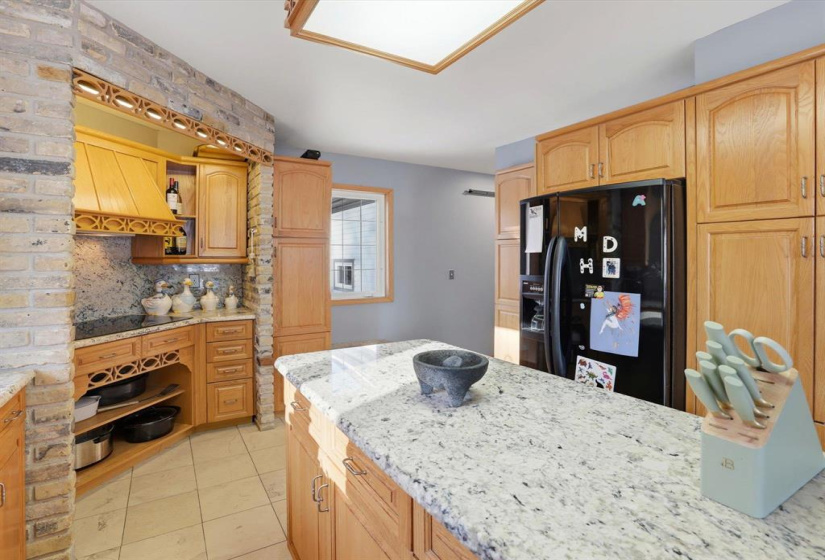 1276 BREEZY POINT R, 4 Bedrooms Bedrooms, 14 Rooms Rooms,3 BathroomsBathrooms,Residential,For Sale,BREEZY POINT R