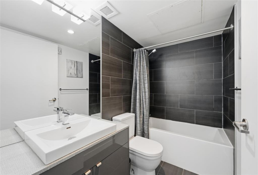 311 Hargrave, 1 Bedroom Bedrooms, 4 Rooms Rooms,1 BathroomBathrooms,Condominium,For Sale,Hargrave