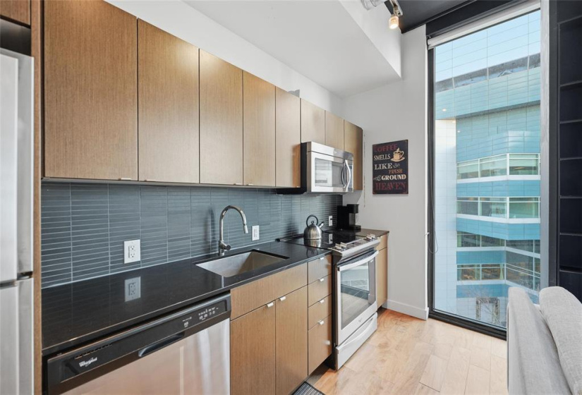 311 Hargrave, 1 Bedroom Bedrooms, 4 Rooms Rooms,1 BathroomBathrooms,Condominium,For Sale,Hargrave