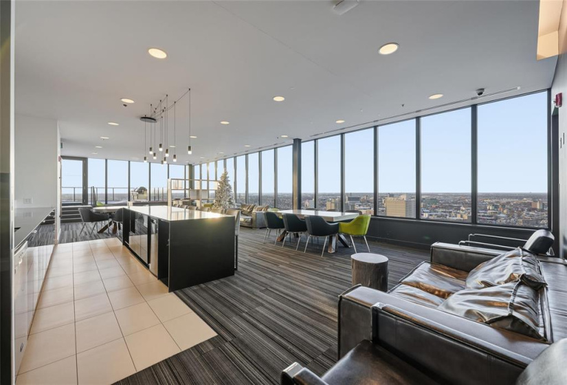 311 Hargrave, 1 Bedroom Bedrooms, 4 Rooms Rooms,1 BathroomBathrooms,Condominium,For Sale,Hargrave