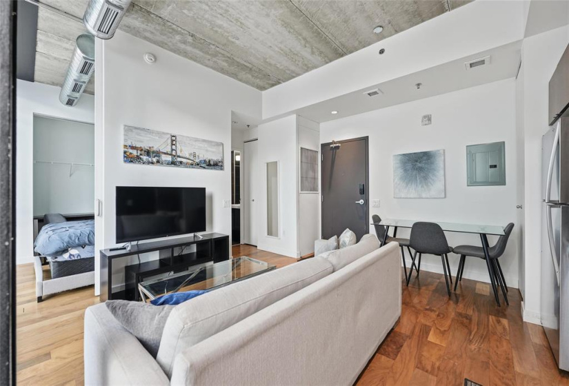 311 Hargrave, 1 Bedroom Bedrooms, 4 Rooms Rooms,1 BathroomBathrooms,Condominium,For Sale,Hargrave