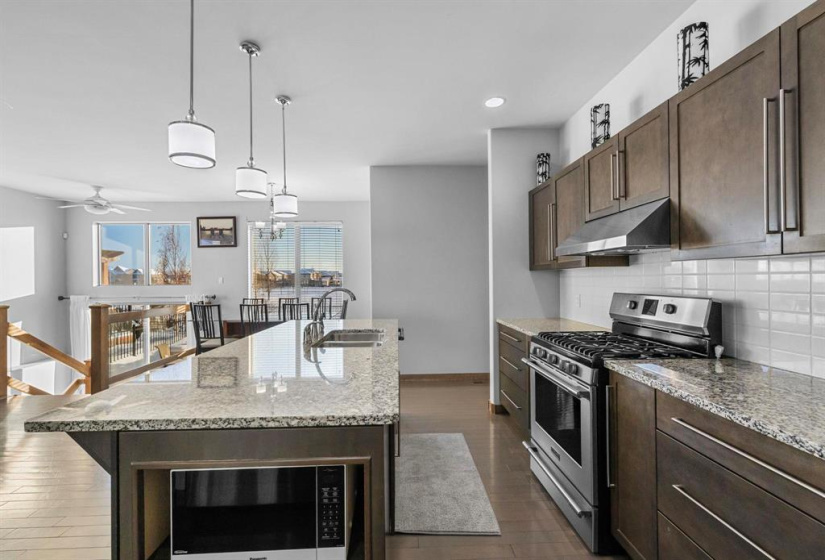 82 Prairie Smoke, 3 Bedrooms Bedrooms, 10 Rooms Rooms,2 BathroomsBathrooms,Residential,For Sale,Prairie Smoke