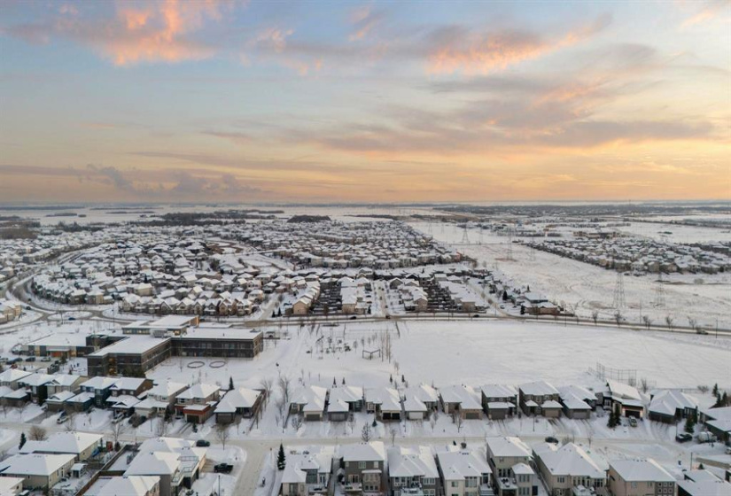 82 Prairie Smoke, 3 Bedrooms Bedrooms, 10 Rooms Rooms,2 BathroomsBathrooms,Residential,For Sale,Prairie Smoke