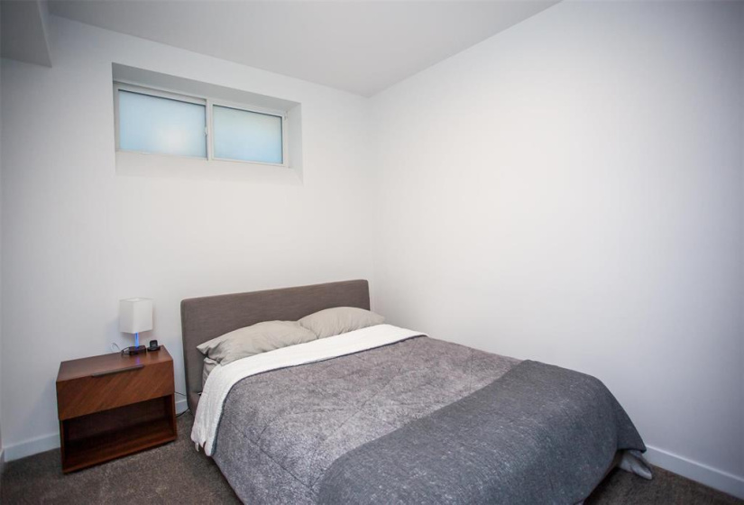 408 Cherrywood, 5 Bedrooms Bedrooms, 13 Rooms Rooms,3 BathroomsBathrooms,Residential,For Sale,Cherrywood