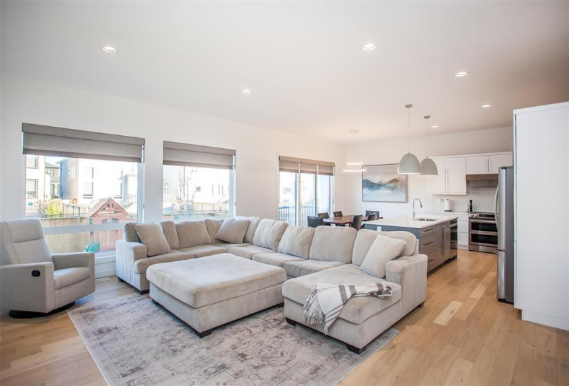 408 Cherrywood, 5 Bedrooms Bedrooms, 13 Rooms Rooms,3 BathroomsBathrooms,Residential,For Sale,Cherrywood