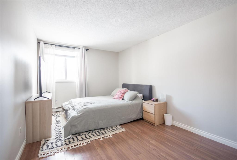 456 Kenaston, 1 Bedroom Bedrooms, 6 Rooms Rooms,1 BathroomBathrooms,Condominium,For Sale,Kenaston