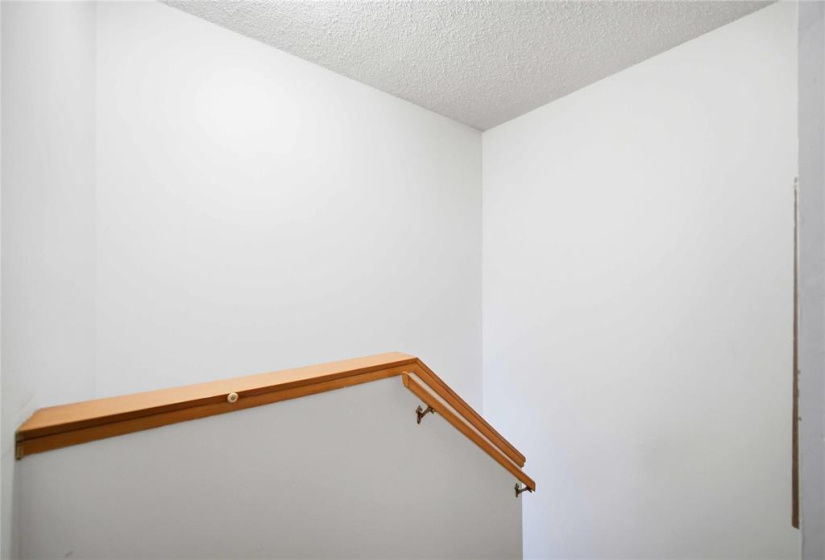 595 Adsum, 2 Bedrooms Bedrooms, 7 Rooms Rooms,1 BathroomBathrooms,Condominium,For Sale,Adsum