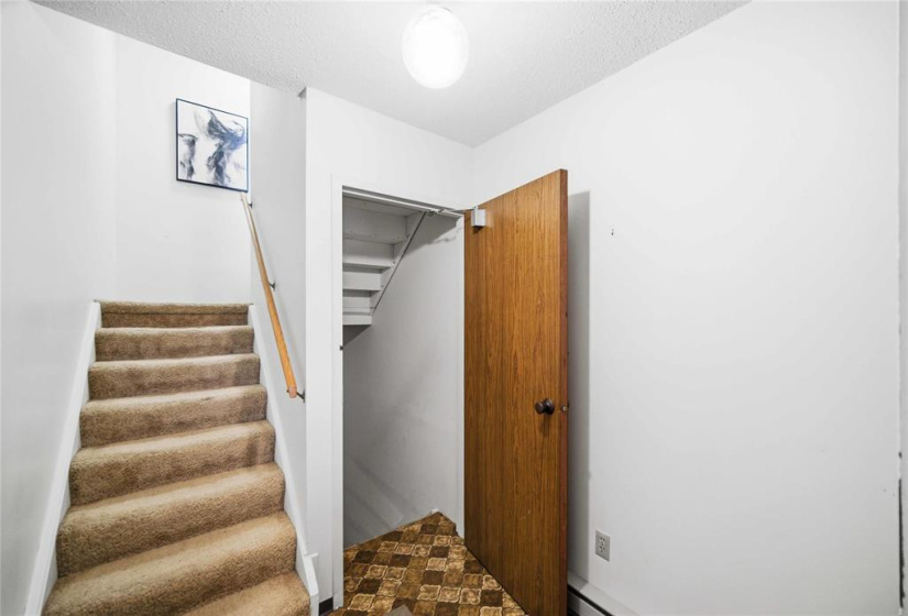 595 Adsum, 2 Bedrooms Bedrooms, 7 Rooms Rooms,1 BathroomBathrooms,Condominium,For Sale,Adsum