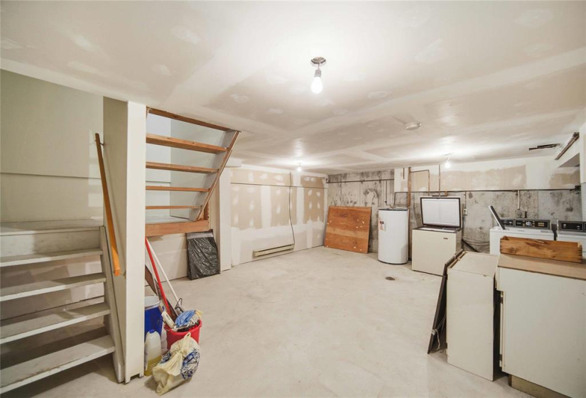 595 Adsum, 2 Bedrooms Bedrooms, 7 Rooms Rooms,1 BathroomBathrooms,Condominium,For Sale,Adsum