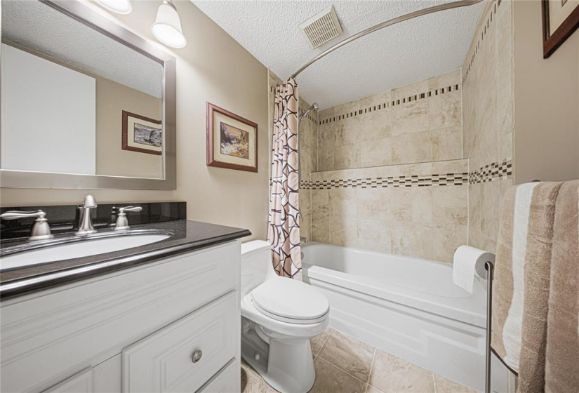 35 Packard, 4 Bedrooms Bedrooms, 13 Rooms Rooms,3 BathroomsBathrooms,Residential,For Sale,Packard