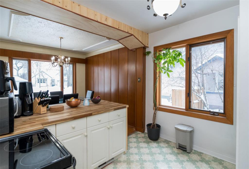 338 Kingston, 3 Bedrooms Bedrooms, 7 Rooms Rooms,1 BathroomBathrooms,Residential,For Sale,Kingston