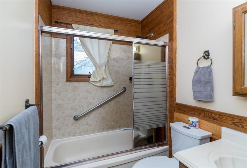 338 Kingston, 3 Bedrooms Bedrooms, 7 Rooms Rooms,1 BathroomBathrooms,Residential,For Sale,Kingston