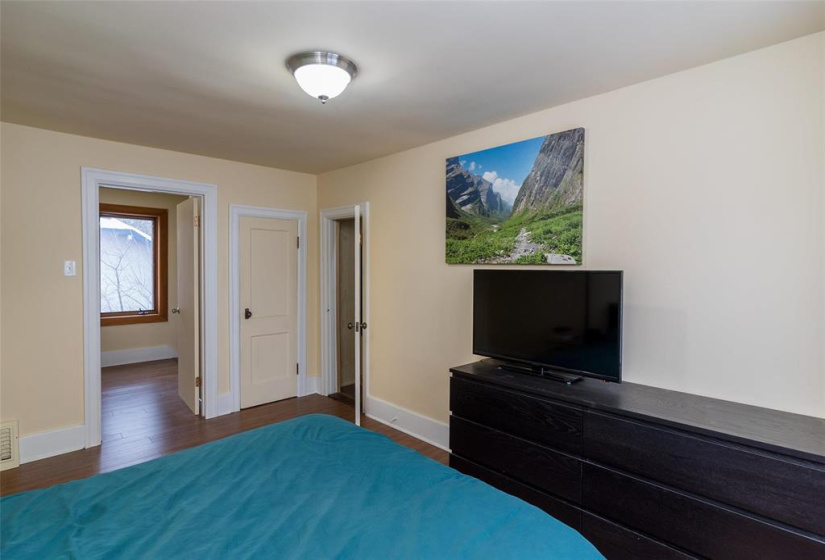 338 Kingston, 3 Bedrooms Bedrooms, 7 Rooms Rooms,1 BathroomBathrooms,Residential,For Sale,Kingston