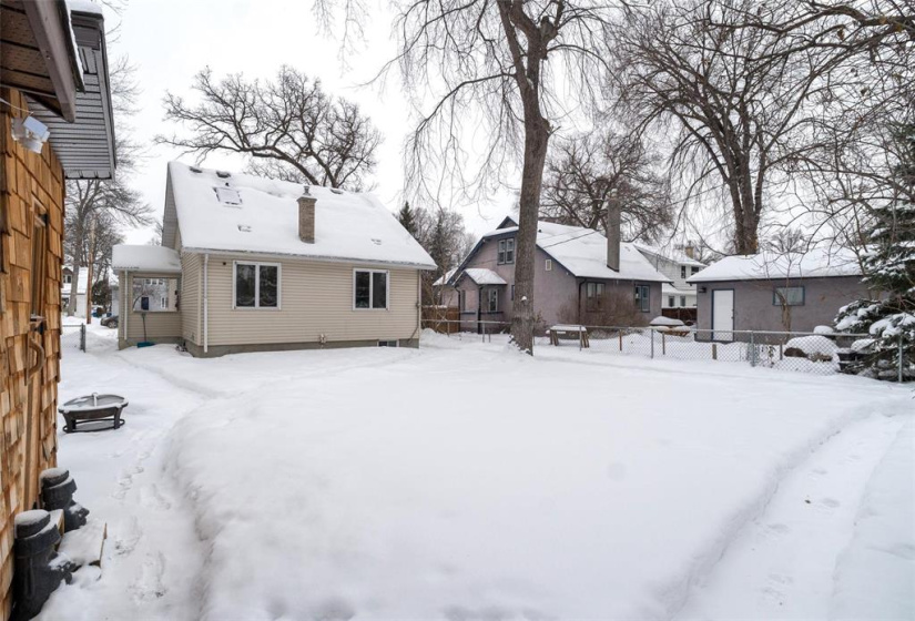 338 Kingston, 3 Bedrooms Bedrooms, 7 Rooms Rooms,1 BathroomBathrooms,Residential,For Sale,Kingston