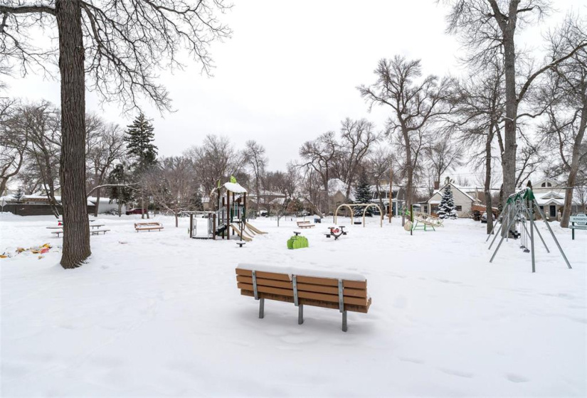 338 Kingston, 3 Bedrooms Bedrooms, 7 Rooms Rooms,1 BathroomBathrooms,Residential,For Sale,Kingston