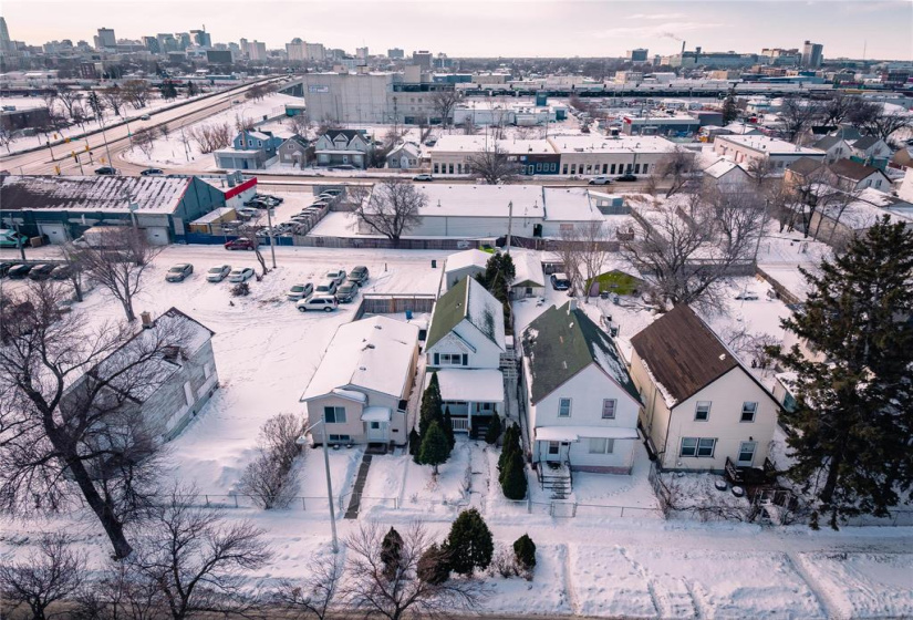 432 Stella, 2 Bedrooms Bedrooms, 10 Rooms Rooms,2 BathroomsBathrooms,Residential,For Sale,Stella