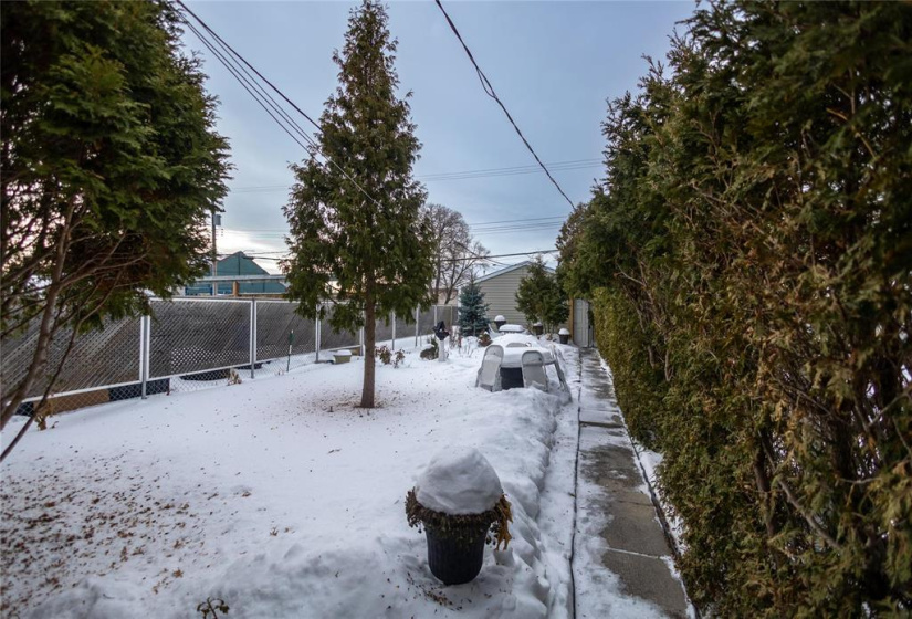 432 Stella, 2 Bedrooms Bedrooms, 10 Rooms Rooms,2 BathroomsBathrooms,Residential,For Sale,Stella