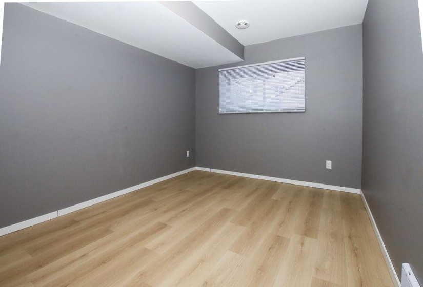 309 Redwood, 4 Bedrooms Bedrooms, 12 Rooms Rooms,2 BathroomsBathrooms,Residential,For Sale,Redwood