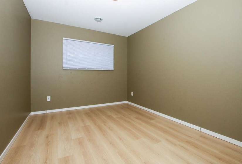 309 Redwood, 4 Bedrooms Bedrooms, 12 Rooms Rooms,2 BathroomsBathrooms,Residential,For Sale,Redwood