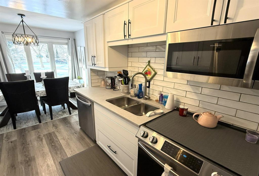 122 Charing Cross, 3 Bedrooms Bedrooms, 10 Rooms Rooms,1 BathroomBathrooms,Residential,For Sale,Charing Cross