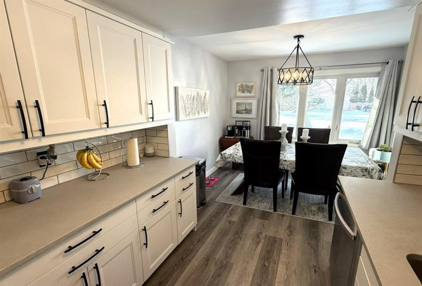 122 Charing Cross, 3 Bedrooms Bedrooms, 10 Rooms Rooms,1 BathroomBathrooms,Residential,For Sale,Charing Cross