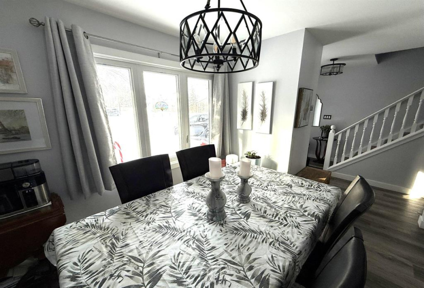 122 Charing Cross, 3 Bedrooms Bedrooms, 10 Rooms Rooms,1 BathroomBathrooms,Residential,For Sale,Charing Cross