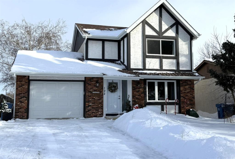 122 Charing Cross, 3 Bedrooms Bedrooms, 10 Rooms Rooms,1 BathroomBathrooms,Residential,For Sale,Charing Cross