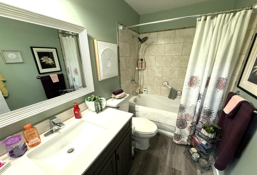 122 Charing Cross, 3 Bedrooms Bedrooms, 10 Rooms Rooms,1 BathroomBathrooms,Residential,For Sale,Charing Cross