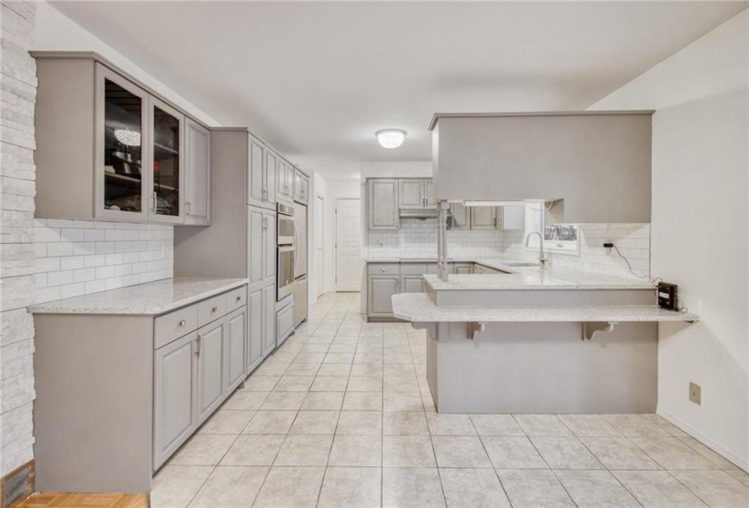 4337 Ross Farm, 3 Bedrooms Bedrooms, 12 Rooms Rooms,2 BathroomsBathrooms,Residential,For Sale,Ross Farm