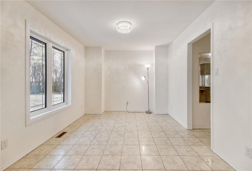 4337 Ross Farm, 3 Bedrooms Bedrooms, 12 Rooms Rooms,2 BathroomsBathrooms,Residential,For Sale,Ross Farm