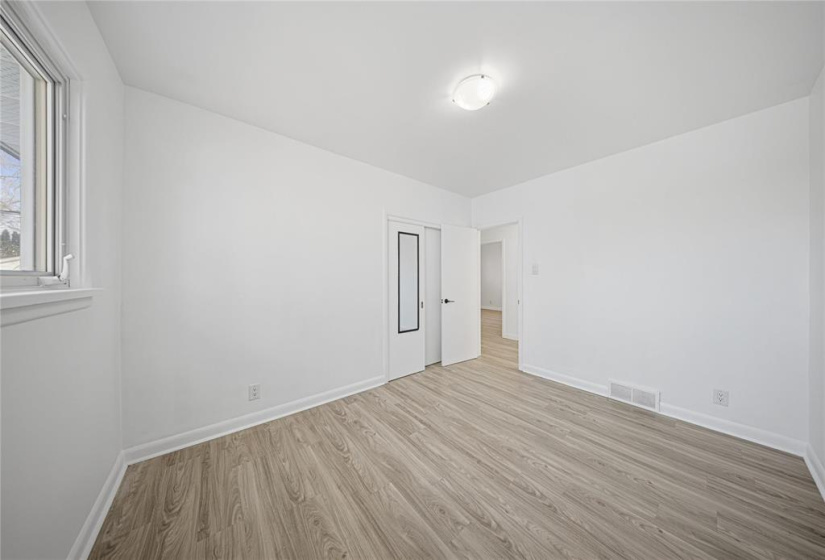 899 Consol, 4 Bedrooms Bedrooms, 9 Rooms Rooms,2 BathroomsBathrooms,Residential,For Sale,Consol