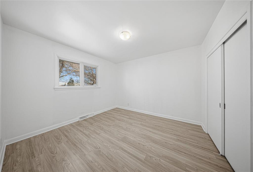 899 Consol, 4 Bedrooms Bedrooms, 9 Rooms Rooms,2 BathroomsBathrooms,Residential,For Sale,Consol