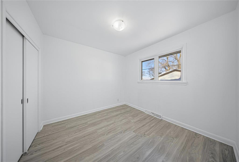 899 Consol, 4 Bedrooms Bedrooms, 9 Rooms Rooms,2 BathroomsBathrooms,Residential,For Sale,Consol