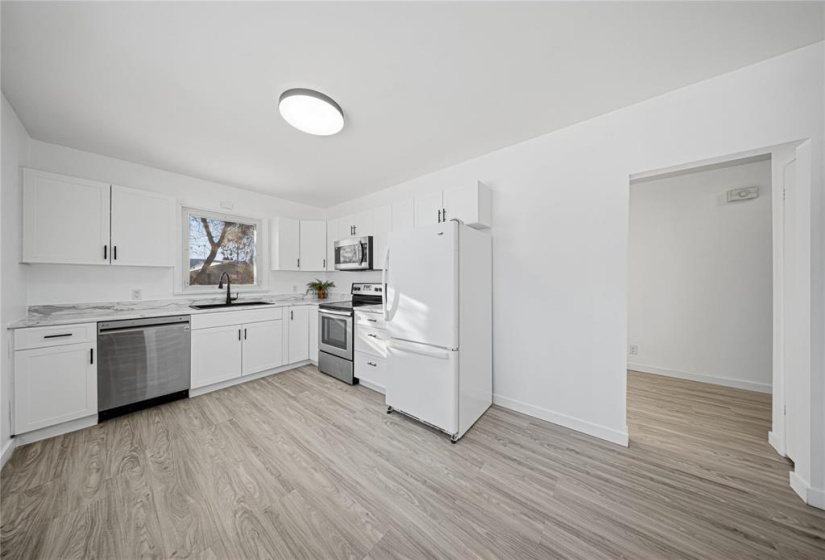 899 Consol, 4 Bedrooms Bedrooms, 9 Rooms Rooms,2 BathroomsBathrooms,Residential,For Sale,Consol