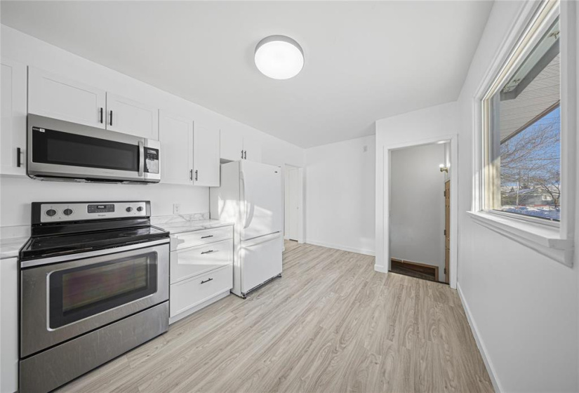 899 Consol, 4 Bedrooms Bedrooms, 9 Rooms Rooms,2 BathroomsBathrooms,Residential,For Sale,Consol