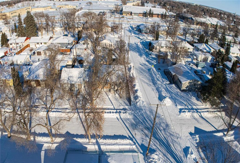 899 Consol, 4 Bedrooms Bedrooms, 9 Rooms Rooms,2 BathroomsBathrooms,Residential,For Sale,Consol