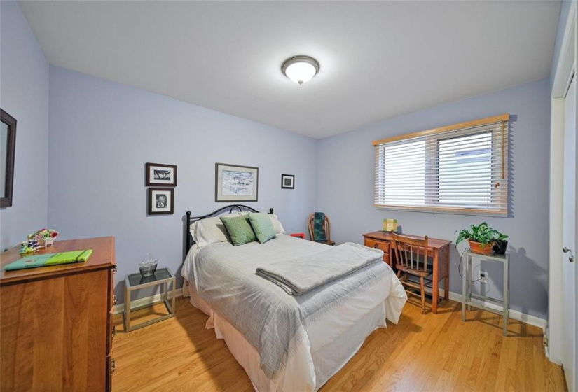 168 Linacre, 4 Bedrooms Bedrooms, 12 Rooms Rooms,3 BathroomsBathrooms,Residential,For Sale,Linacre