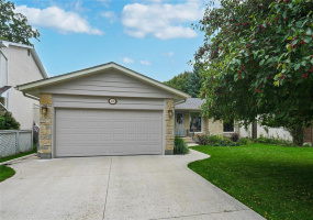 168 Linacre, 4 Bedrooms Bedrooms, 12 Rooms Rooms,3 BathroomsBathrooms,Residential,For Sale,Linacre