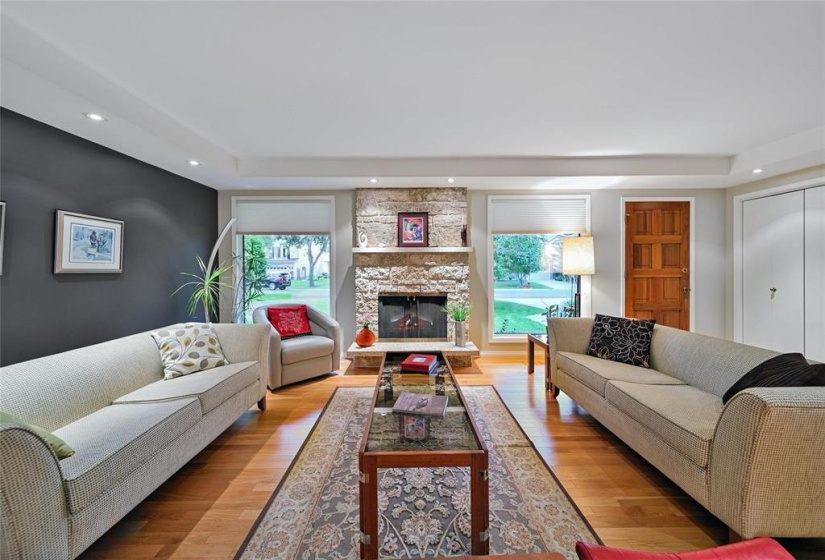 168 Linacre, 4 Bedrooms Bedrooms, 12 Rooms Rooms,3 BathroomsBathrooms,Residential,For Sale,Linacre