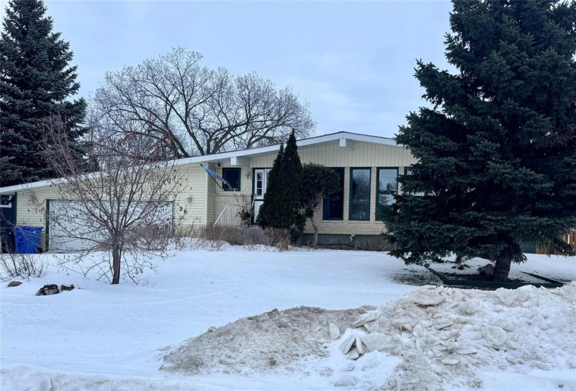 26 Dubuc, 3 Bedrooms Bedrooms, 18 Rooms Rooms,3 BathroomsBathrooms,Residential,For Sale,Dubuc